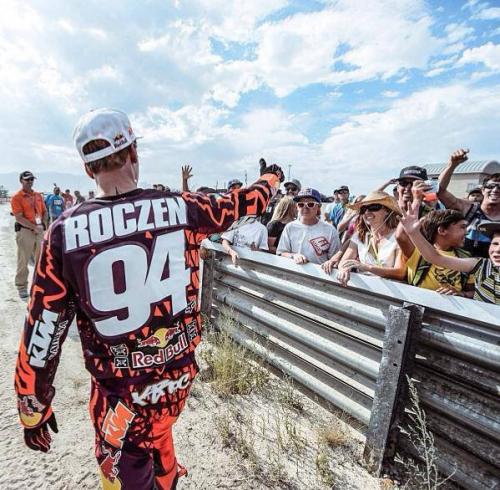 Image attach&eacute;e