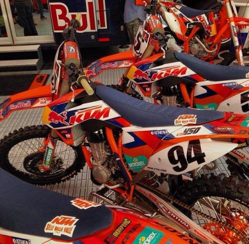 Image attach&eacute;e