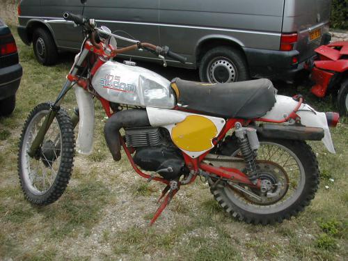Image attachée